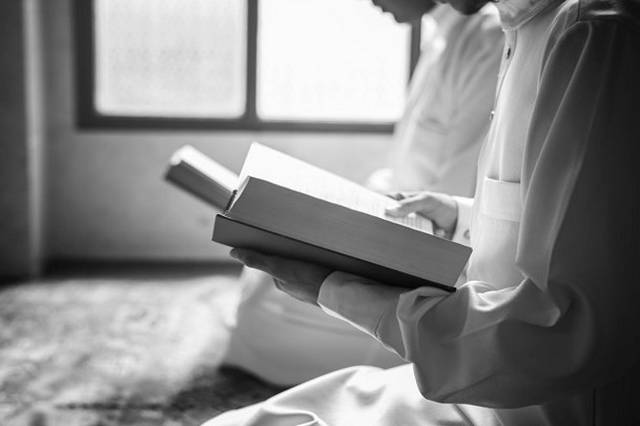 Bolehkah Menghafalkan Al-Qur’an Dengan Niat Agar Masuk Pondok?